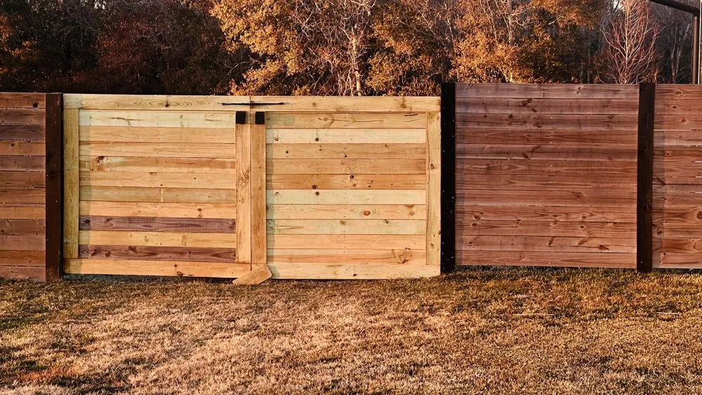 Top-rated outdoor landscaping experts serving Lafayette, LA - Coastline Landscaping Services