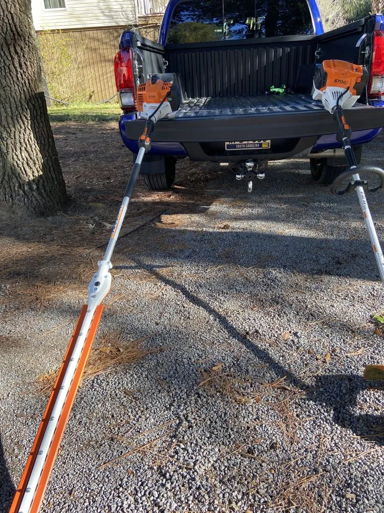 Top-rated yard cleanup service in Mount Pleasant, SC by Coastline Lawn and Landscapes