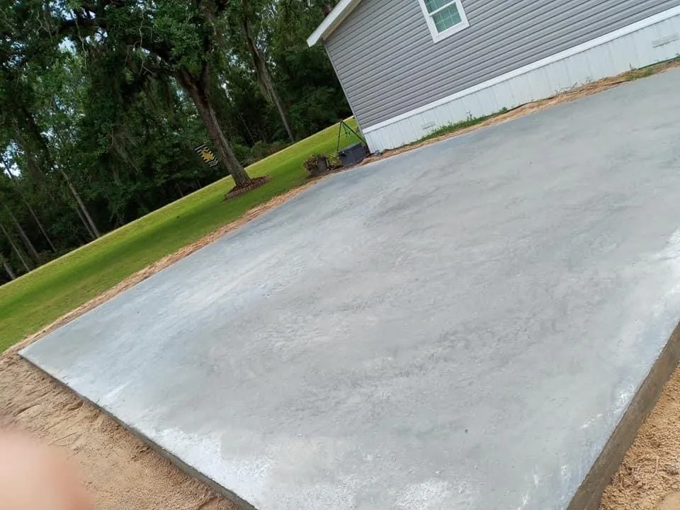 Top-rated landscaping services in Waverly, GA by Coastside Works