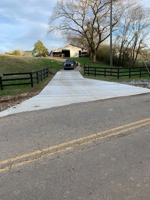 Custom lawn mowing service experts serving Ardmore, AL - Cobb Concrete and Landscaping