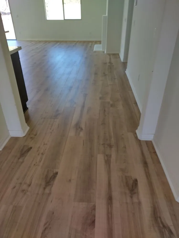 Top-rated yard cleanup service for year-round maintenance across Fontana, CA - Cobos Flooring and Electric