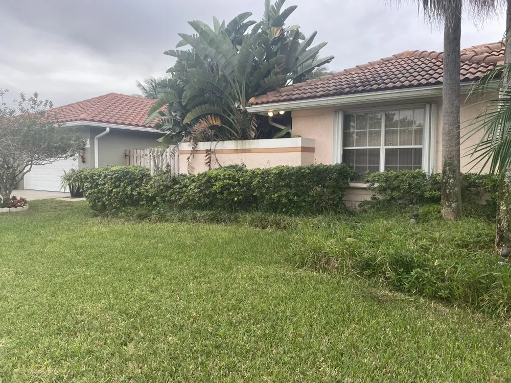 Top-rated outdoor landscaping experts serving Oakland Park, FL - Coconuts for College Landscaping