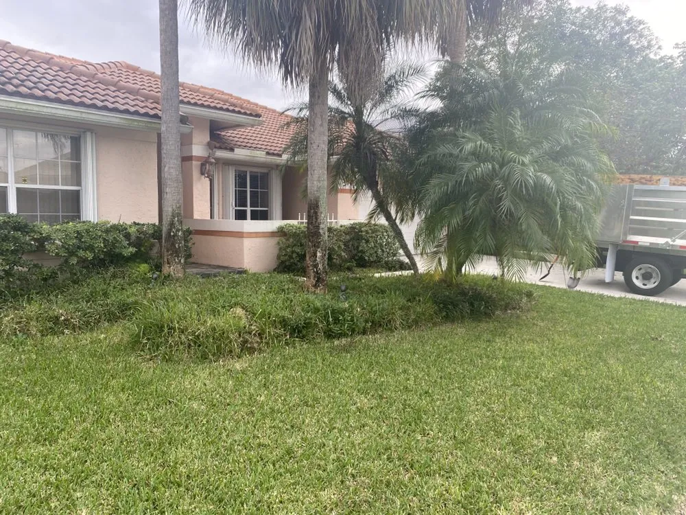 Expert landscape installation in Oakland Park, FL - Coconuts for College Landscaping