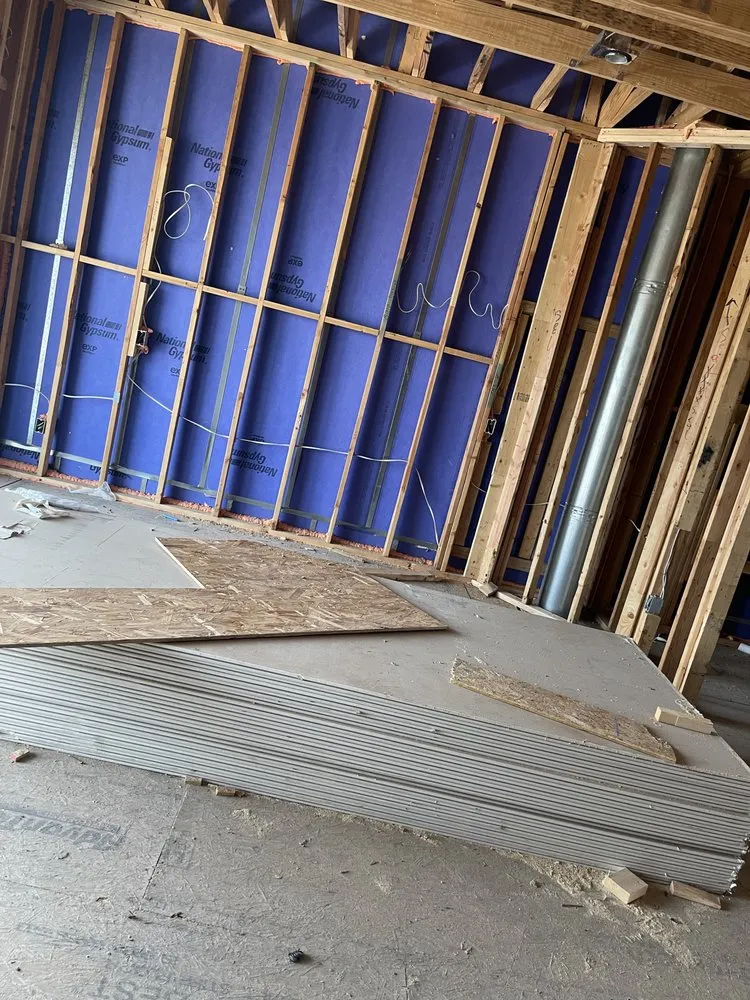 Professional outdoor landscaping with custom design across Dallas, TX - Cocos Insulation and Lawn