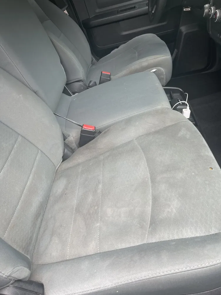 Custom yard cleanup service in Dallas, TX by Cocos Insulation and Lawn