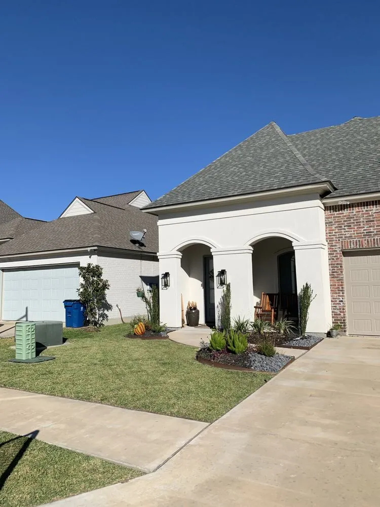 Top-rated yard cleanup service experts serving Lafayette, LA - Coco's Lawn Care