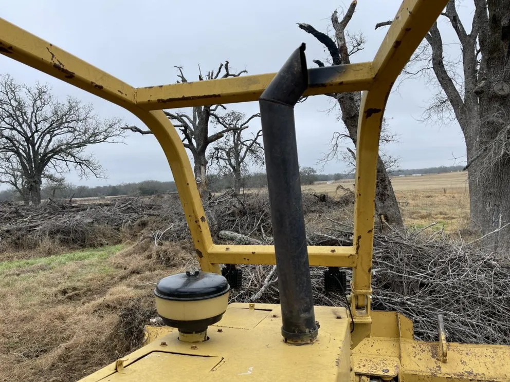 Affordable yard maintenance with custom design across Jewett, TX - Code 4 Land Services