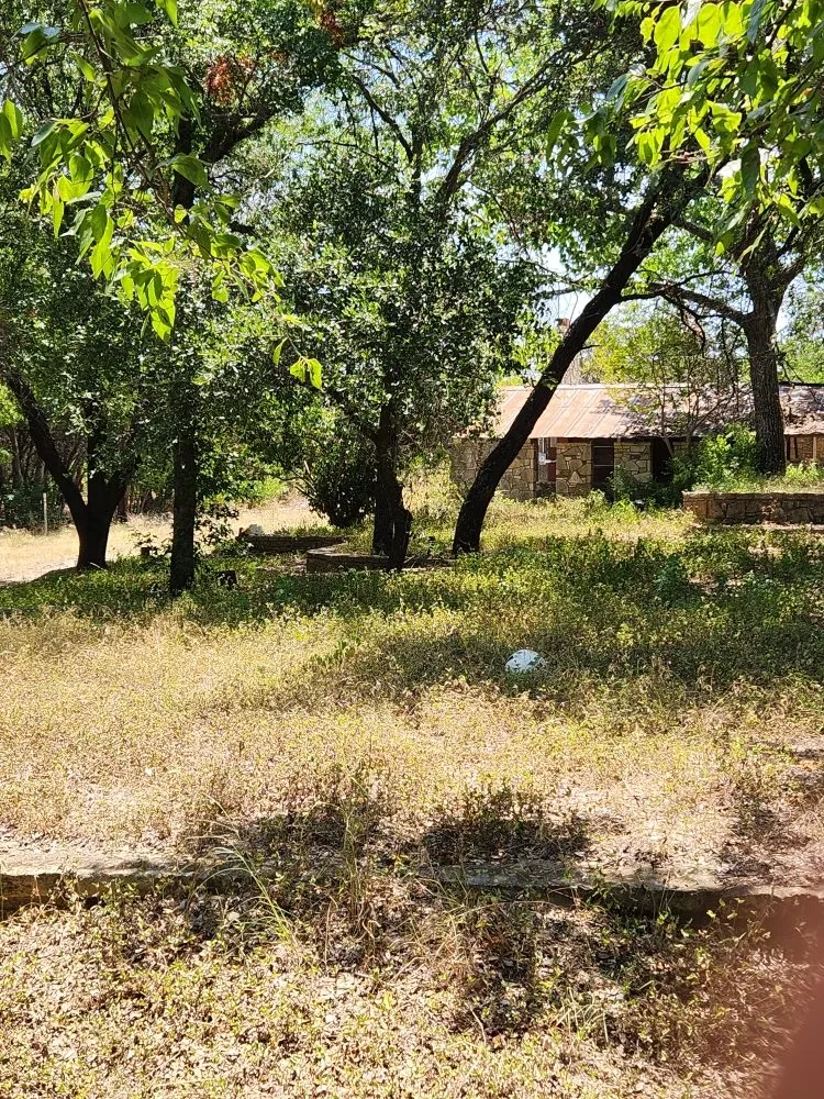 Affordable lawn mowing service for beautiful yards across Granbury, TX - Cody’s Lawncare