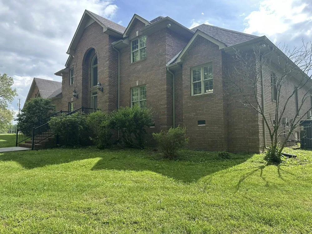 Top-rated outdoor landscaping experts serving Tullahoma, TN - Coffee Lawn and Landscapes