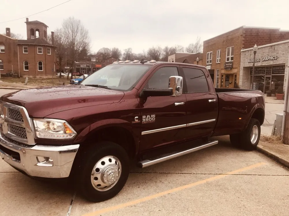 Local yard maintenance in Osage Beach, MO - Col-Yer Tree Care