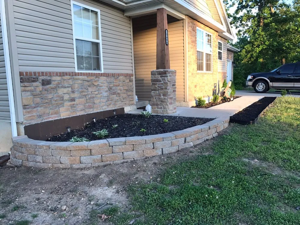 Custom lawn mowing service in Osage Beach, MO by Col-Yer Tree Care