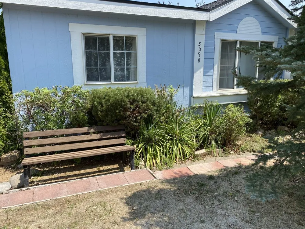 Affordable yard cleanup service for beautiful yards across Reno, TX - Cold Valley Lawn Services