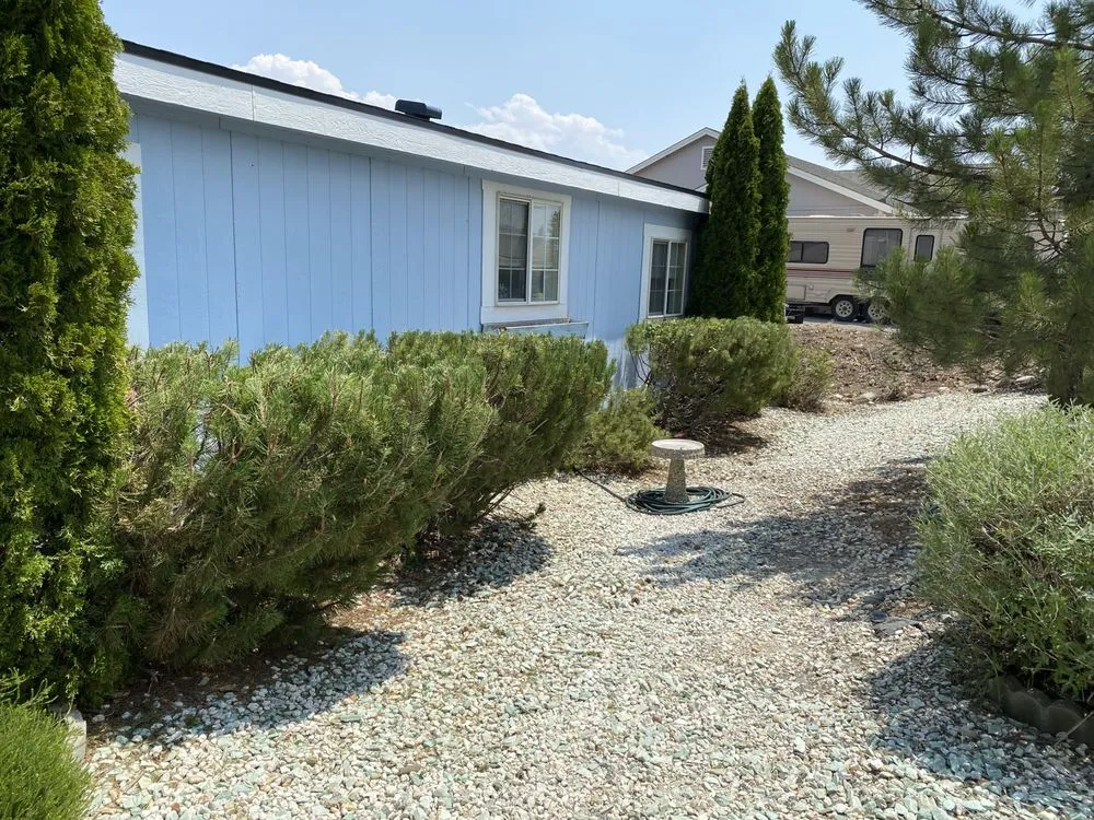 Affordable lawn mowing service in Reno, TX by Cold Valley Lawn Services