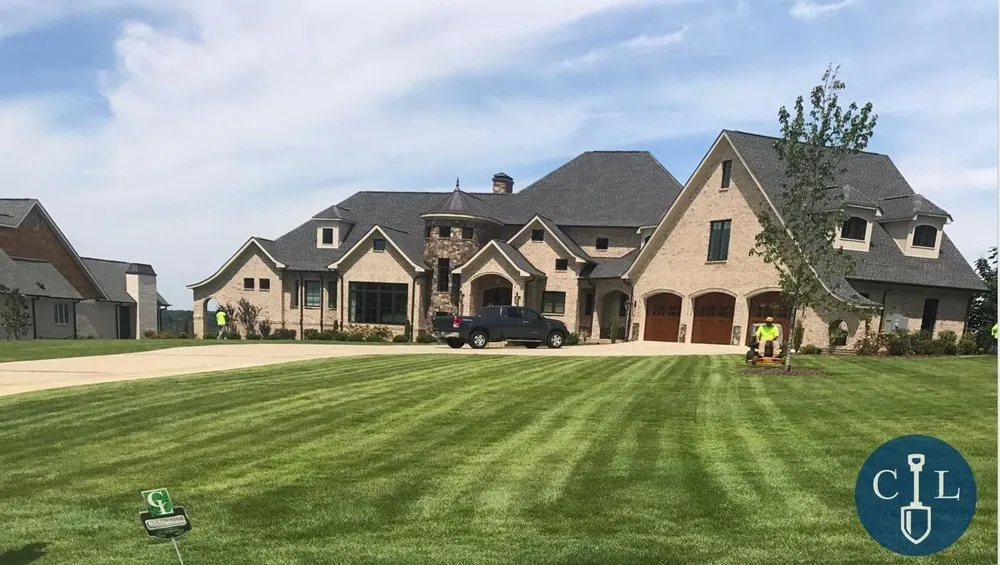 Reliable lawn care service experts serving Muscle Shoals, AL - Coldwater Landscapes