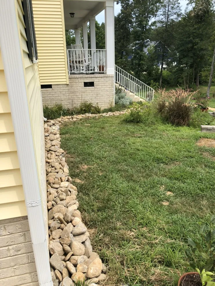 Expert residential landscaping near you in Richmond, VA by Cole Brothers Lawn Service