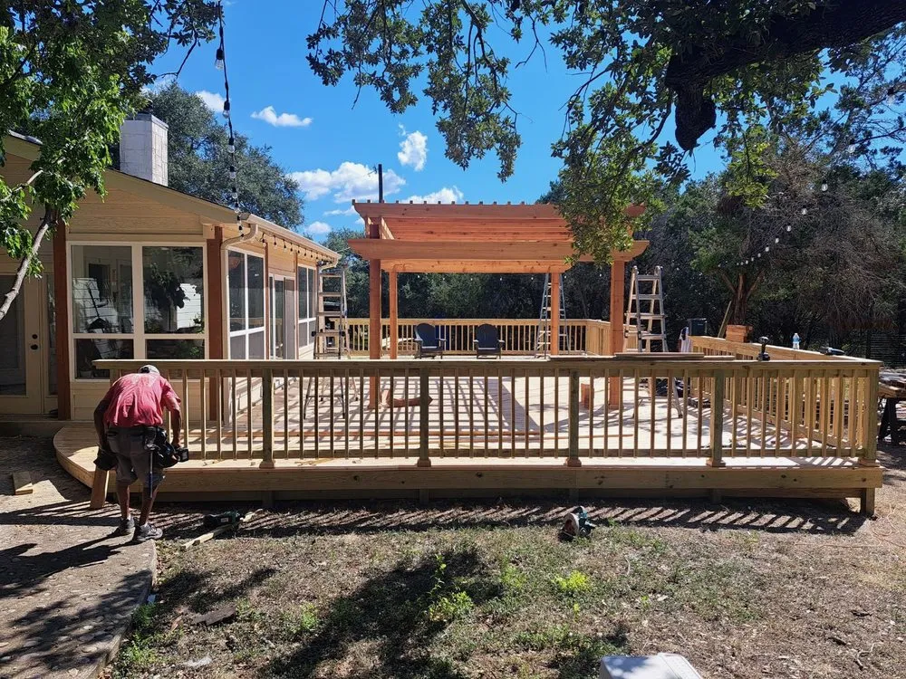 Top-rated lawn care service in Von Ormy, TX by Cole Construction