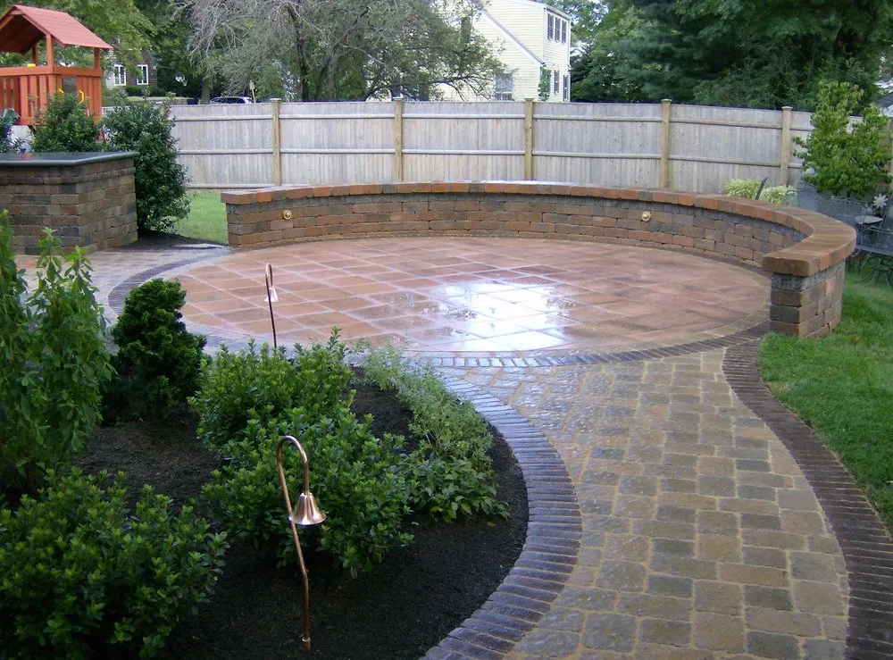 Professional garden landscaping in Rowley, MA - Cole Landscaping