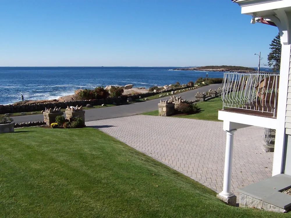 Top-rated garden landscaping in Rowley, MA by Cole Landscaping