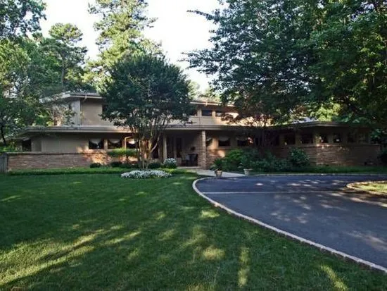 Custom landscaping services near you across Richmond, VA - Coleman Landscaping