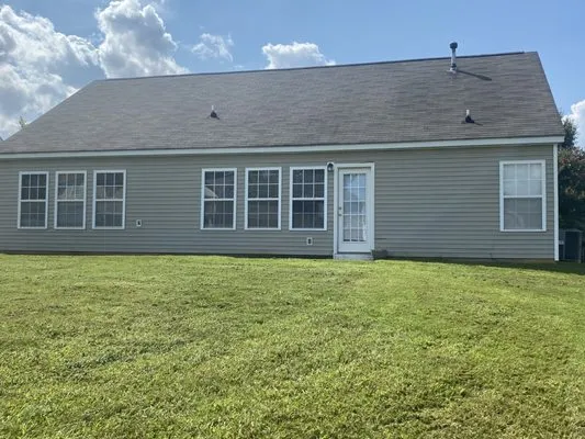 Coleman’s Lawn & Landscape Logo