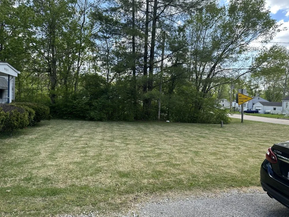 Affordable yard maintenance in Fairview Heights, IL - Coleman’s Quality Cuts