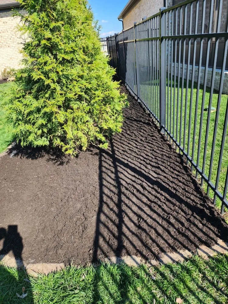 Custom yard maintenance in Chandler, IN by Cole's Handyman Services