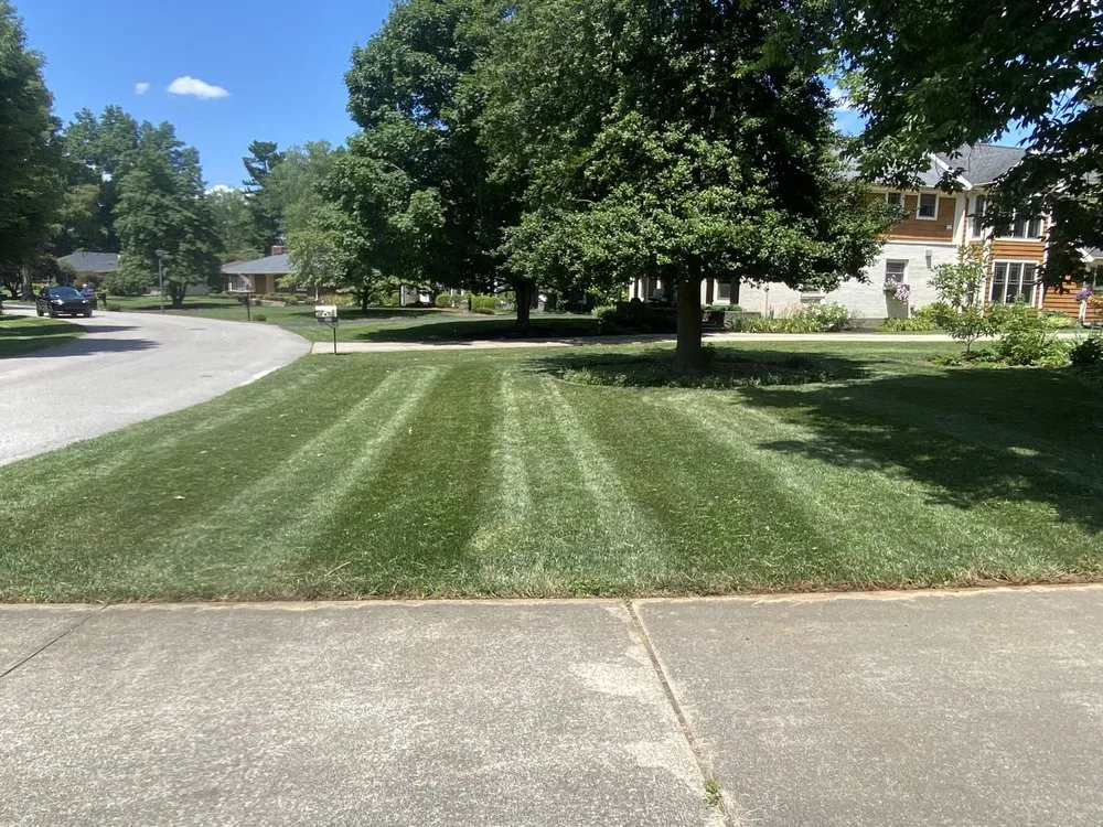 Custom lawn mowing service experts serving Louisville, KY - Cole’s Lawn Care