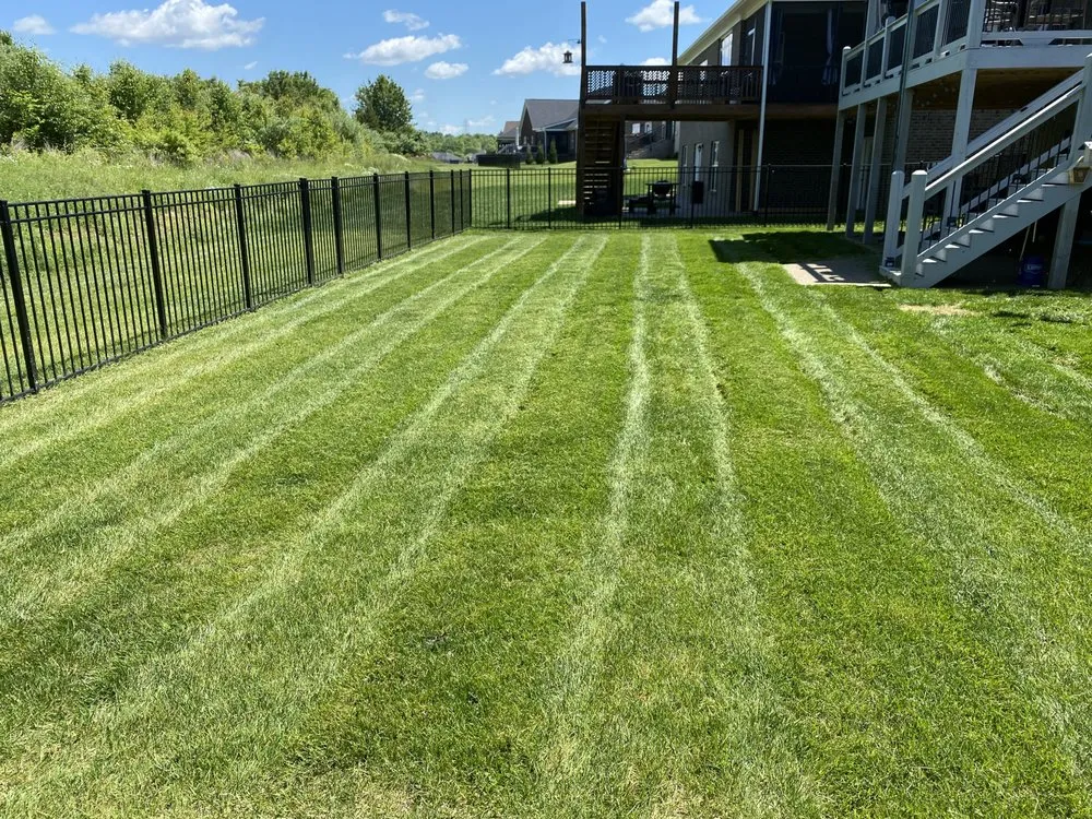 Reliable lawn mowing service experts serving Louisville, KY - Cole’s Lawn Care
