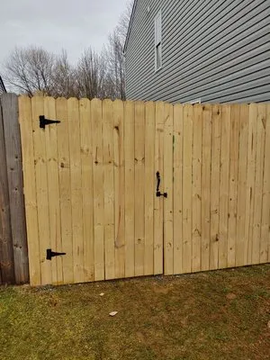 Cole's Lawn Maintenance Logo