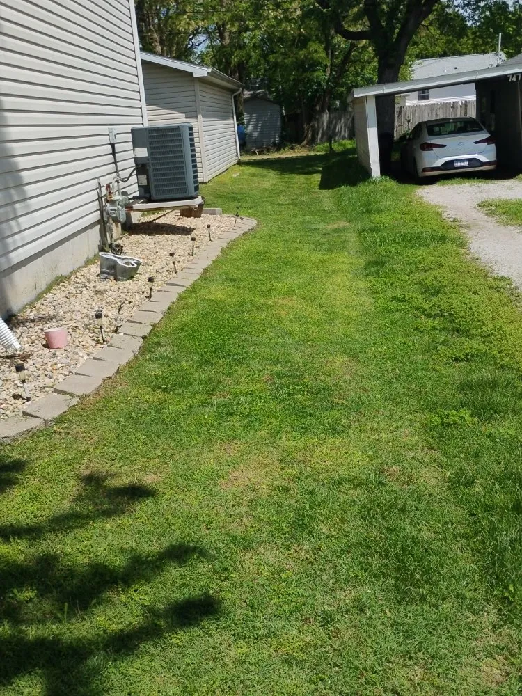 Trusted landscaping services in Wood River, IL - Cole's Mowing Service
