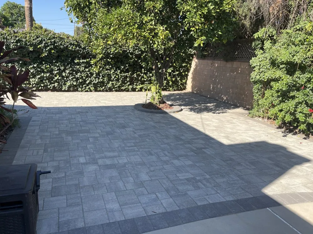 Top-rated residential landscaping with custom design in Los Angeles, CA by Colibri Landscape & Design
