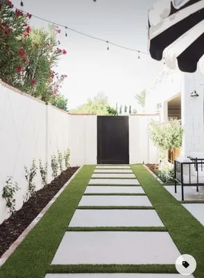 Colibri Landscape & Design Logo