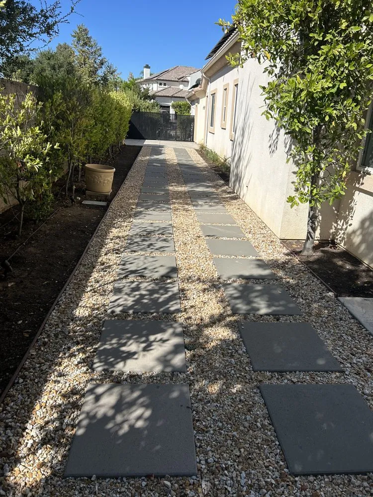 Affordable yard maintenance experts serving Camarillo, CA - Colima Landscape