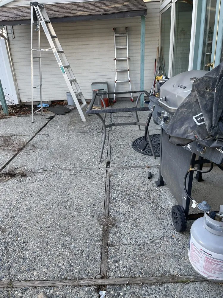 Top-rated lawn care service experts serving Rock Island, WA - Colima’s landscaping