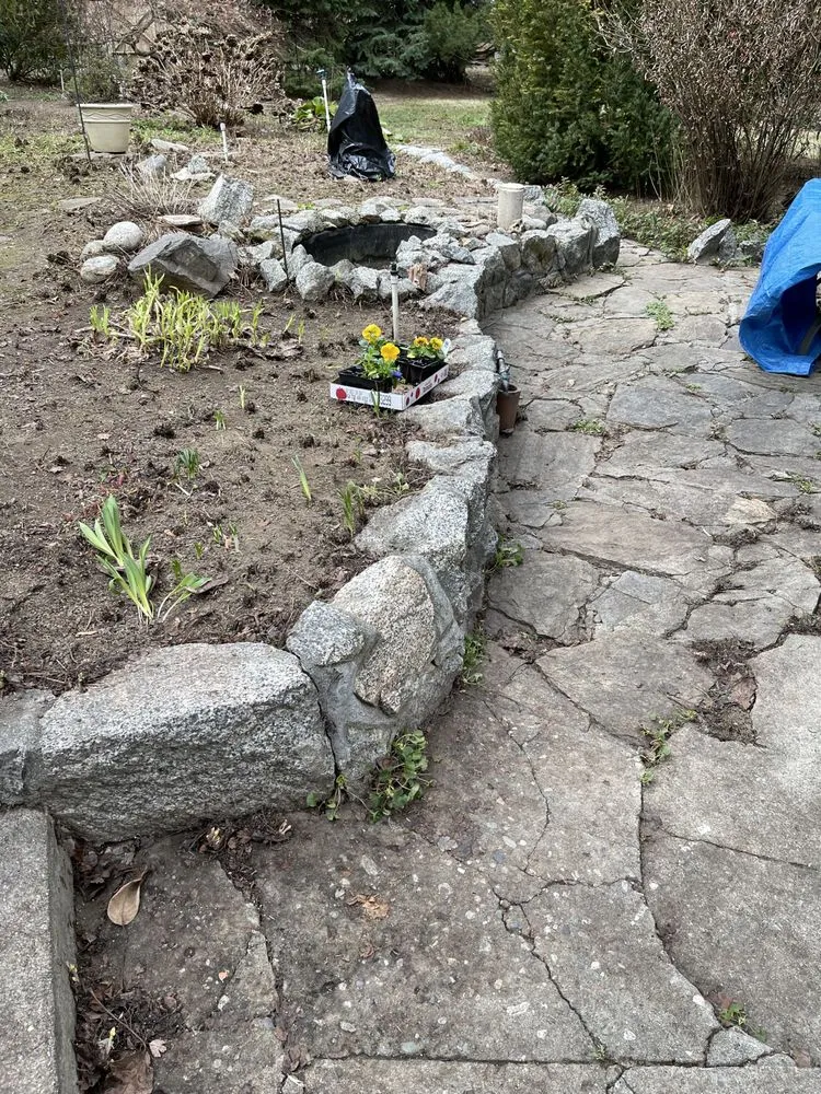 Top-rated lawn mowing service experts serving Rock Island, WA - Colima’s landscaping