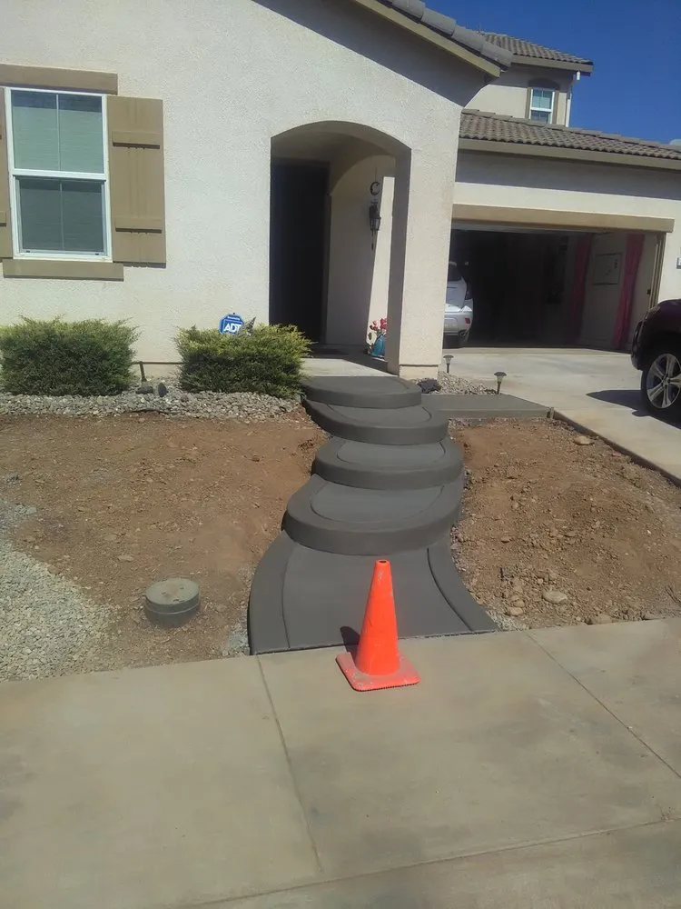 Top-rated yard cleanup service for year-round maintenance across Marysville, CA - Colin's landscaping