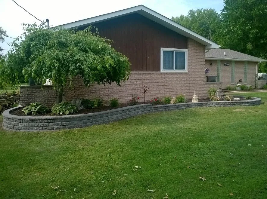 Expert landscaping services experts serving Rochester Hills, MI - College Care Landscaping