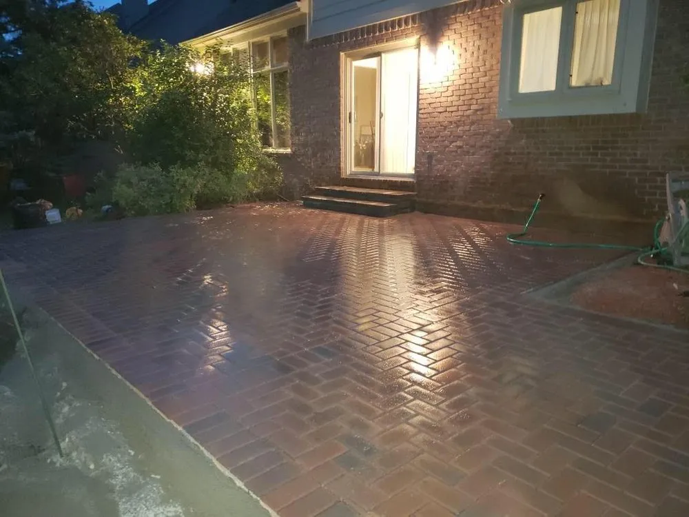 Local landscaping services in Rochester Hills, MI by College Care Landscaping