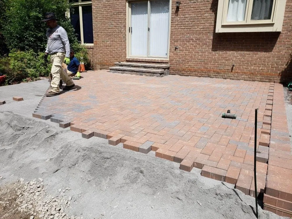 Custom landscaping services in Rochester Hills, MI by College Care Landscaping