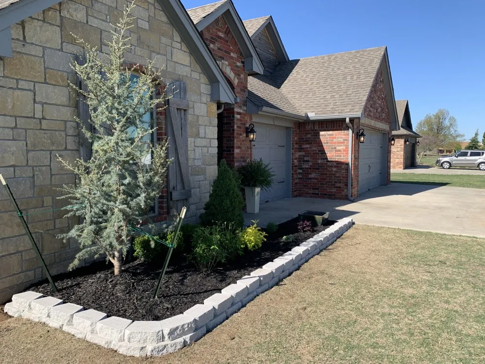 Professional lawn care service experts serving Shawnee, OK - College Cuts & Landscaping