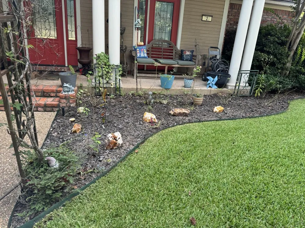 Top-rated outdoor landscaping for year-round maintenance in Shreveport, LA by College Guys 4 Hire