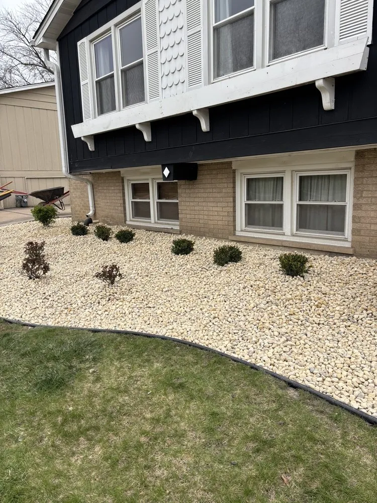 Local landscaping services for beautiful yards in Orland Park, IL by College Students Landscaping