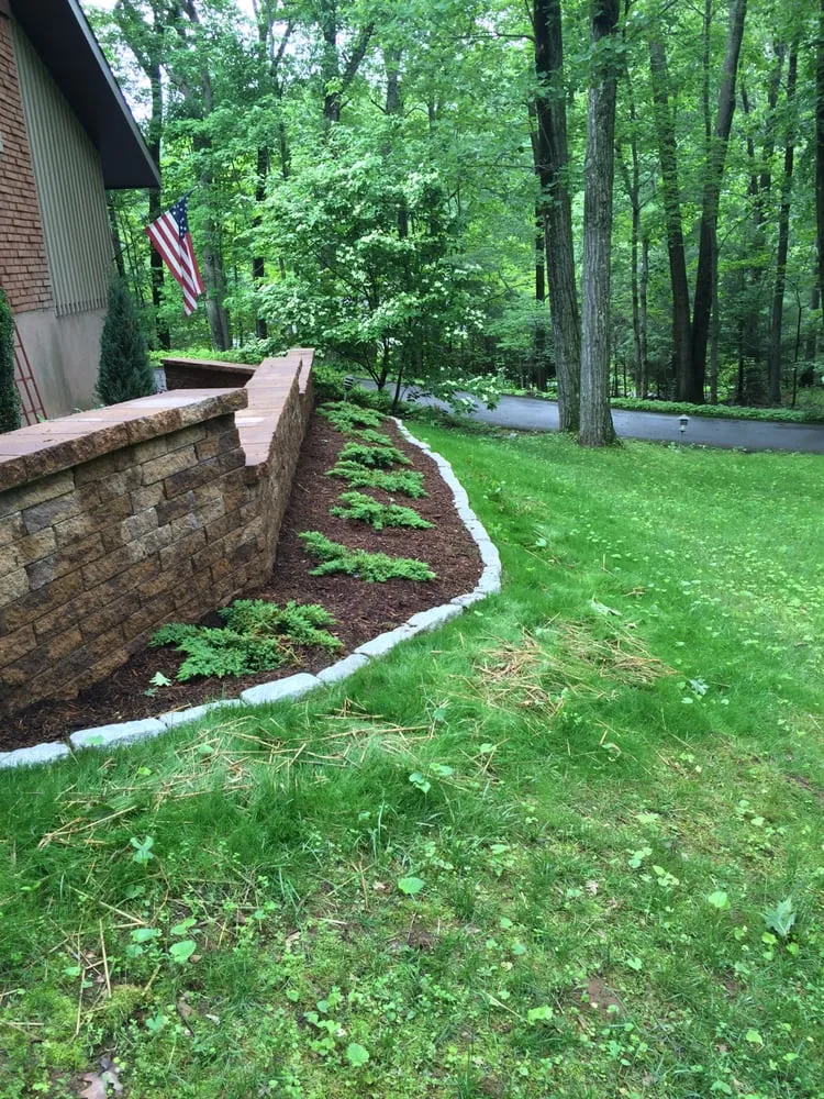 Reliable landscape design experts serving Glastonbury, CT - Collegiate Landscaping