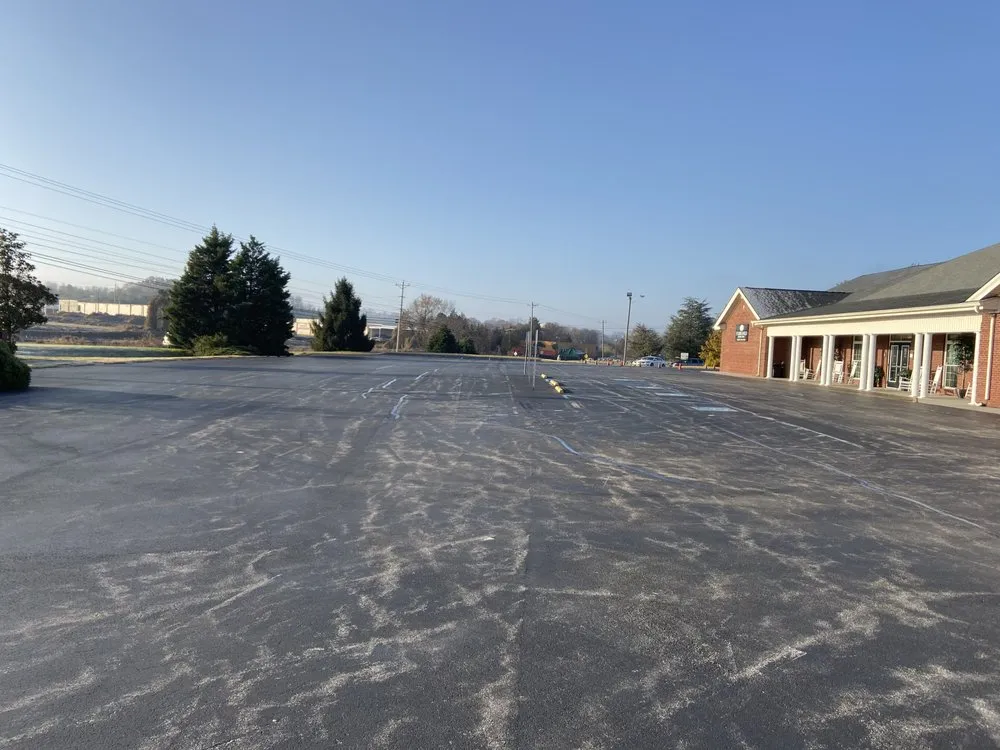 Top-rated lawn care service for homes across Talbott, TN - Collins Curb Appeal