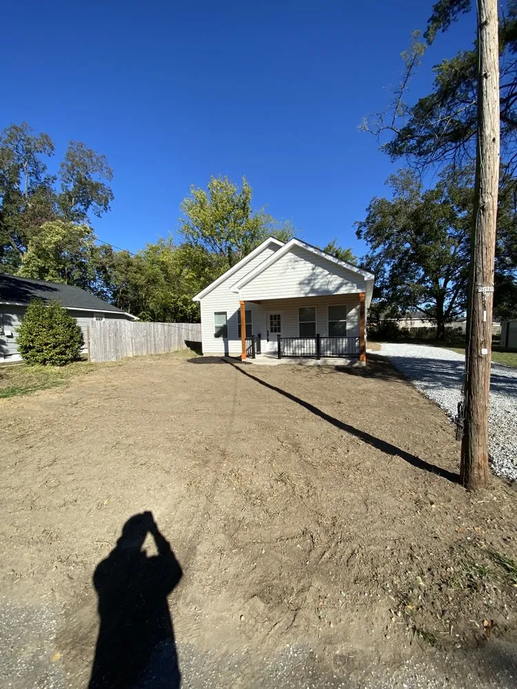 Reliable lawn mowing service in Benson, NC - Collins Landscaping Co.