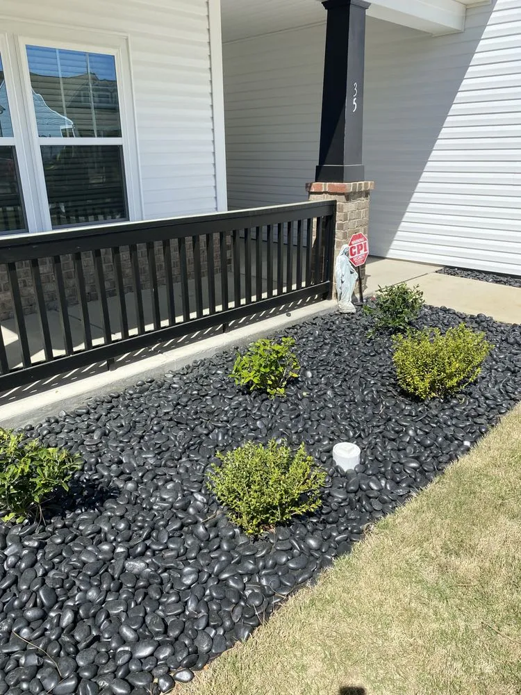 Expert garden landscaping experts serving Benson, NC - Collins Landscaping Co.