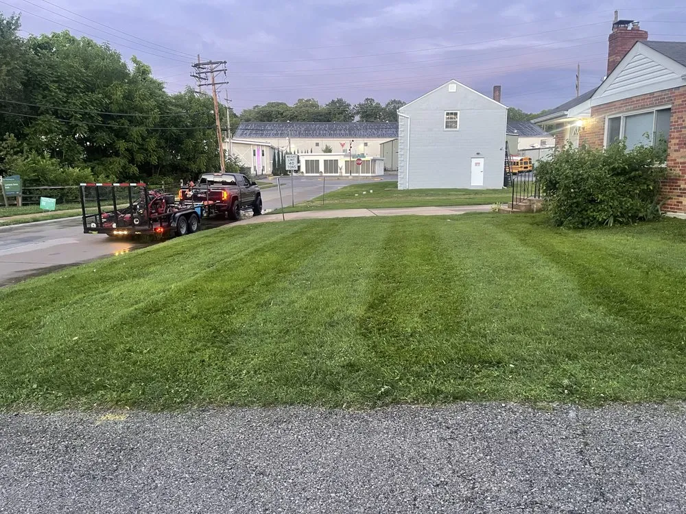 Reliable yard maintenance in St. Louis, MO by Collins Lawn Care