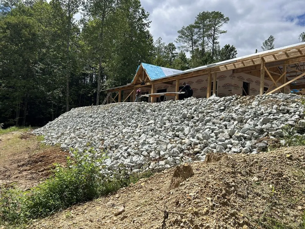 Custom yard maintenance with custom design in Collinwood, TN by Collinwood Excavation