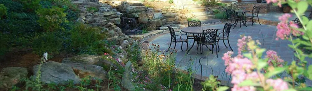 Affordable yard maintenance experts serving Newburgh, IN - Colonial Classics