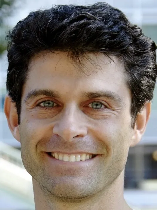 Affordable lawn care service in Blue Springs, MO - Colonial Gardens